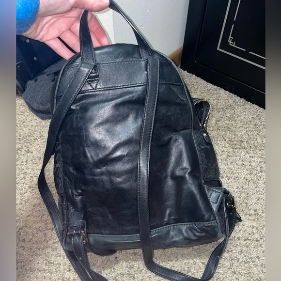 Michael Kors backpack - Picture 4 of 8